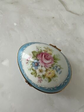 Limoges Castel Egg Box Fait Main | Blue Raised Enamel Rose Bouquet | Vintage
